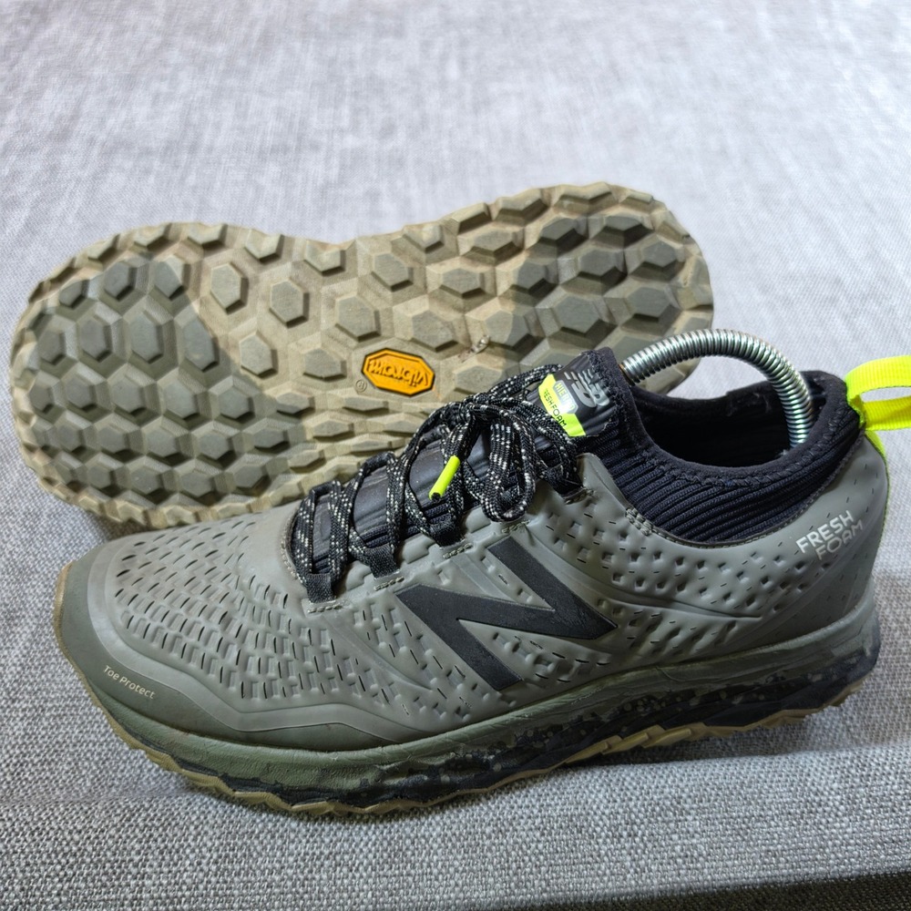 New Balance Fresh Foam Hierro V3 Mens 9.5 Green Trail Running Shoes MTHIERP3